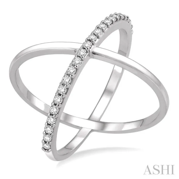 1/4 Ctw Round Cut Diamond 'X' Ring in 14K White Gold