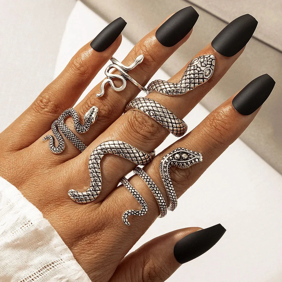 4pcs/Set Big Punk Retro Snake Rings Alloy Rings for Women Mens Rings Adjustable Jewelry Anillos Mujer Anillo Hombre Couple Rings