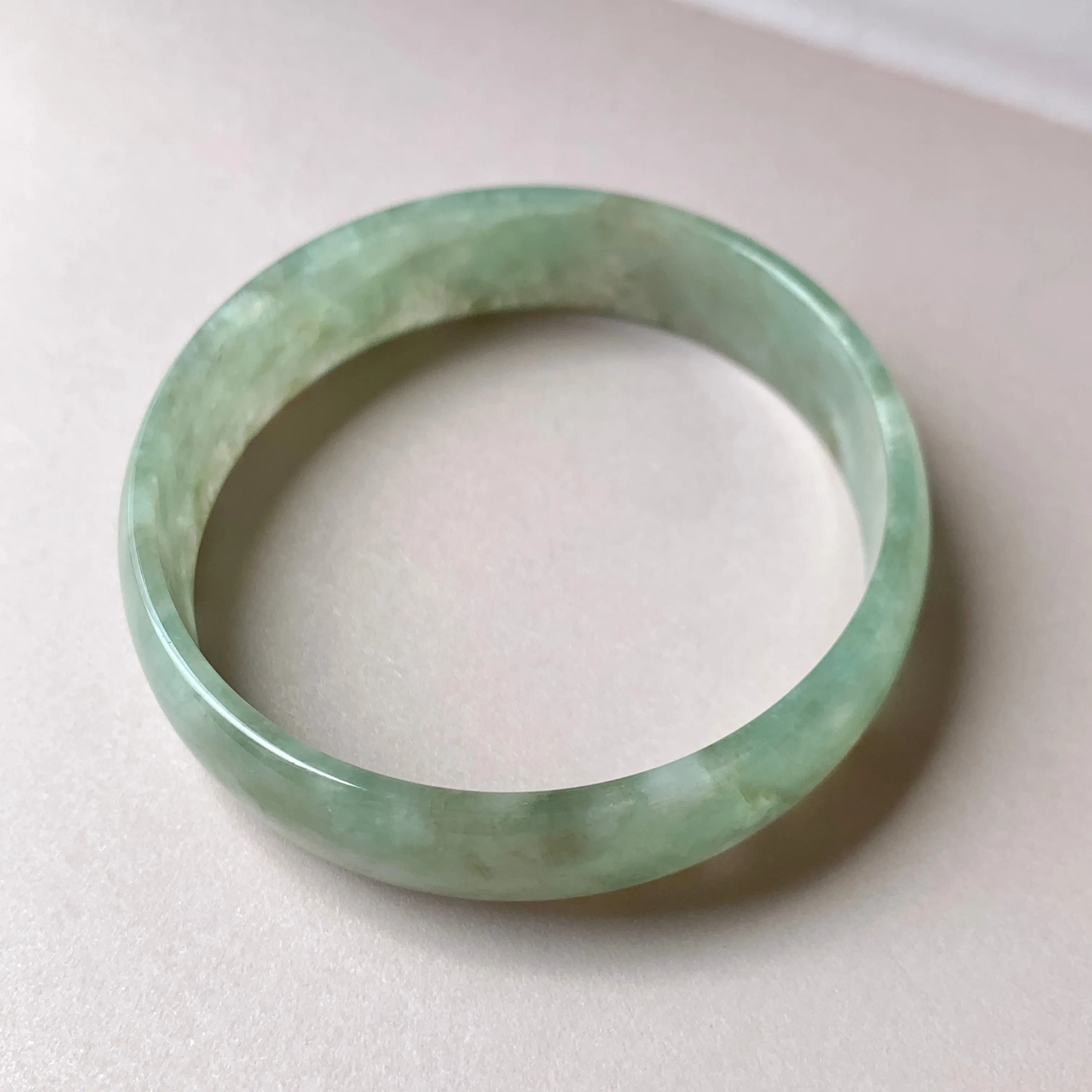 52.8 mm A-Grade Natural Green Jadeite Modern Round Bangle No.151952