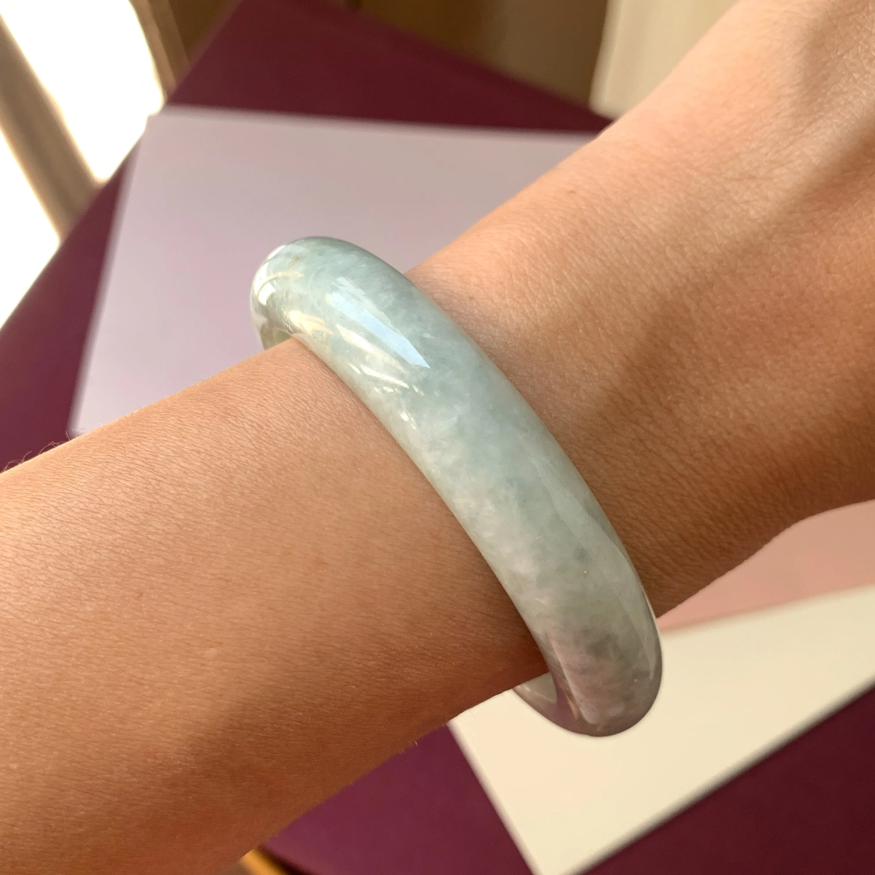 53.7mm A-Grade Natural Light Green Jadeite Modern Round Bangle No.330079