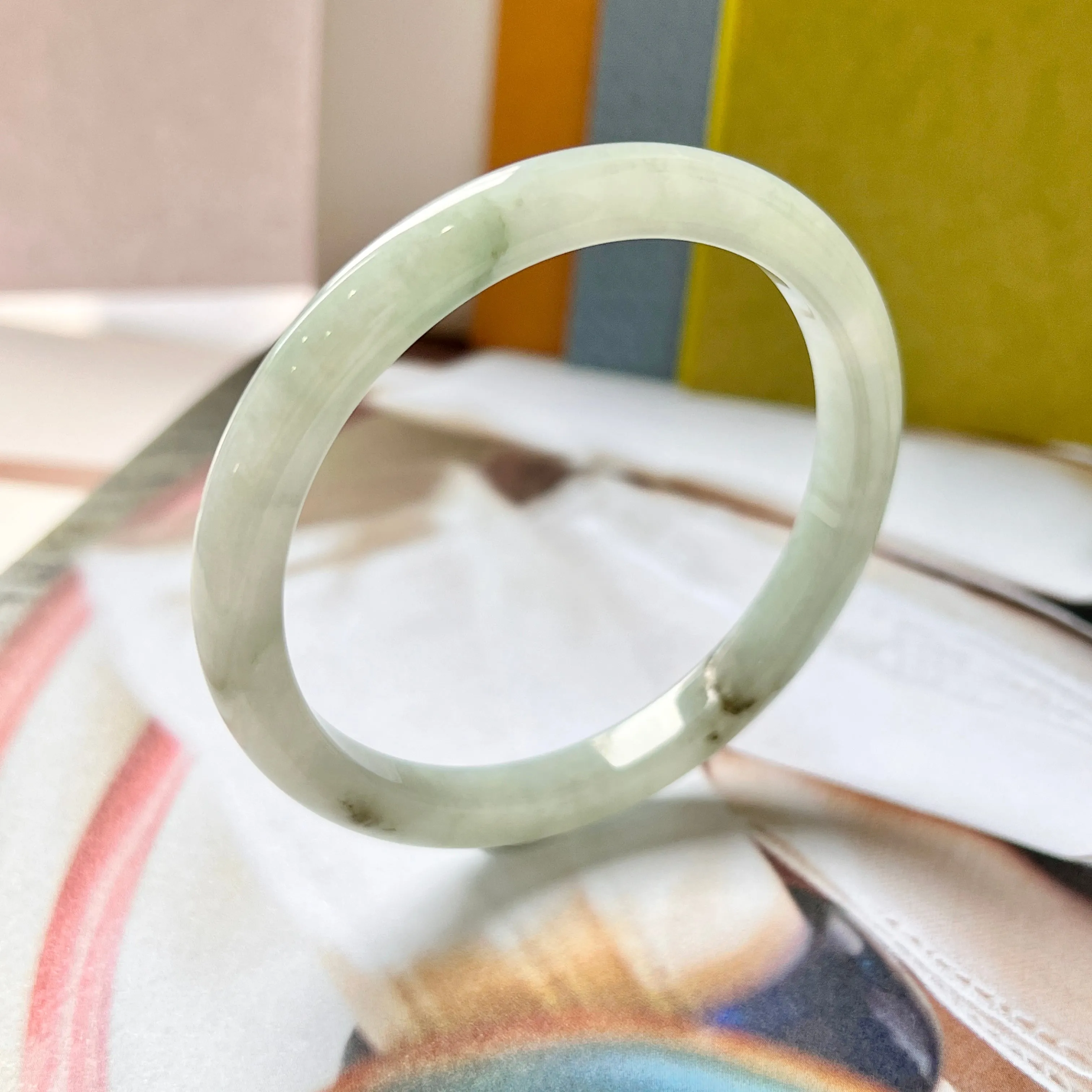 55.3mm A-Grade Natural Light Green Jadeite Modern Round Bangle No.330077