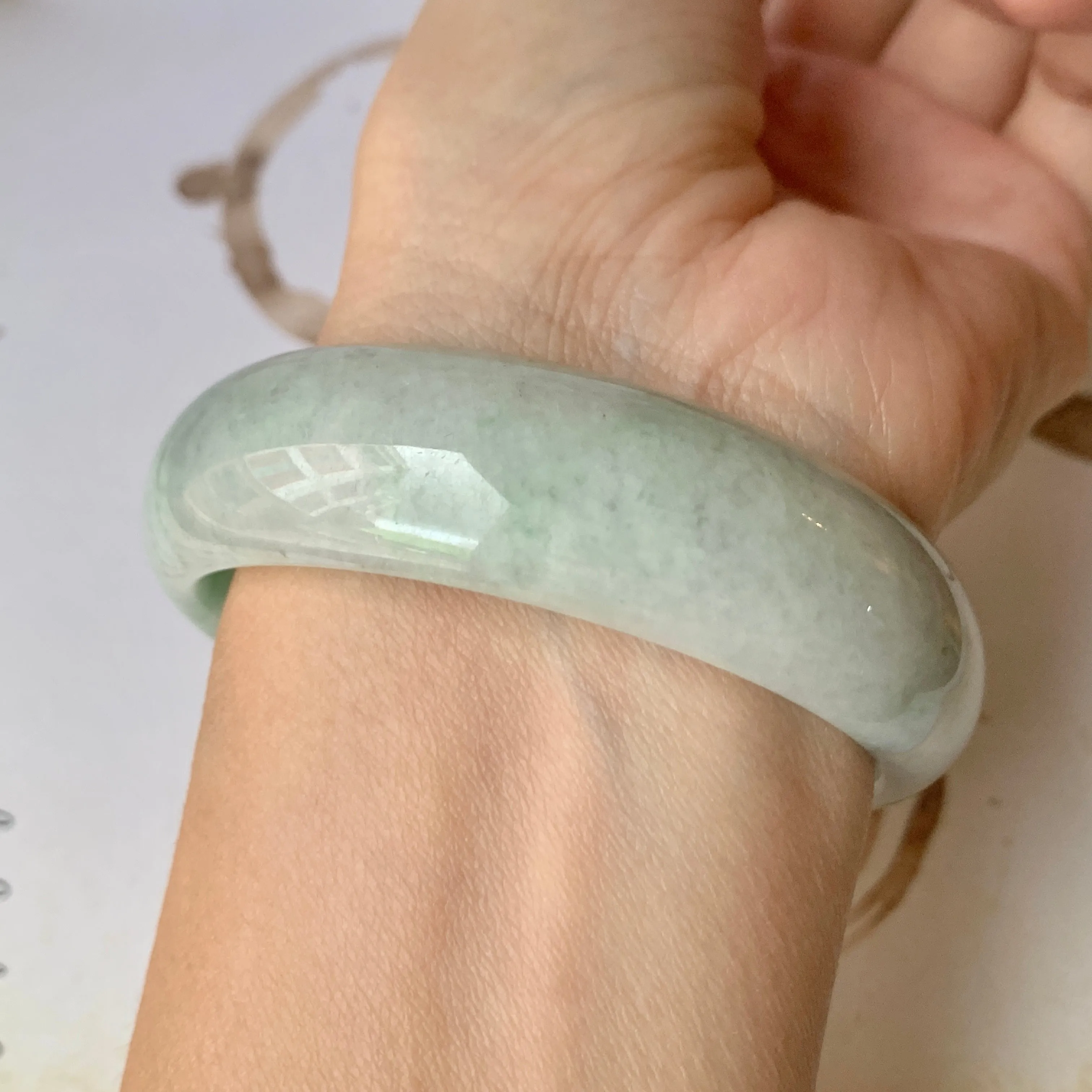 57.8mm A-Grade Natural Moss On Snow Jadeite Modern Round Bangle No.151917