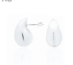 A878 18mm Drop Earrings