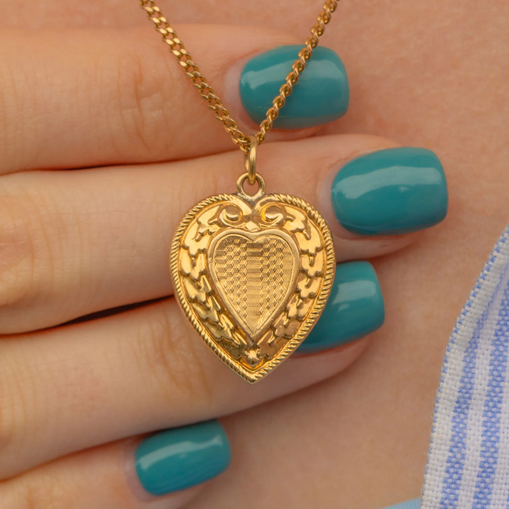 Antique 9ct Gold Engraved Heart Locket, with 18.5" Chain