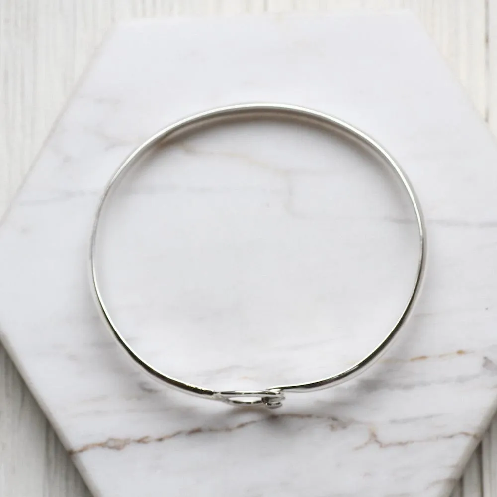 Bangle with Circle Buckle