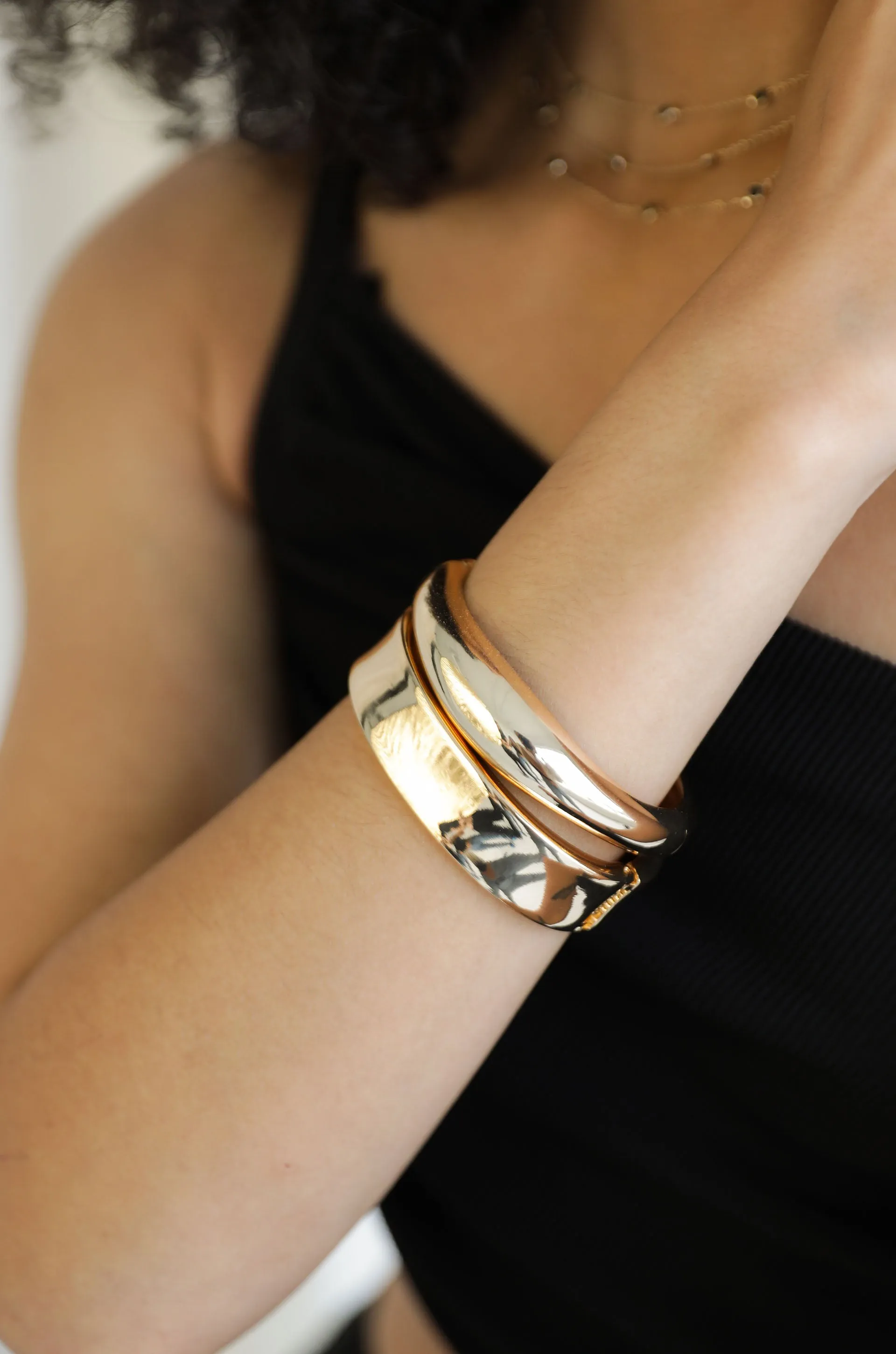 Double Golden Cuff Bracelet Set