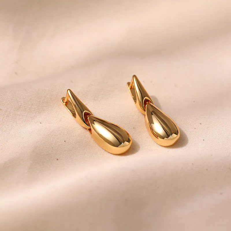 Elegant Gold Teardrop Dangle Earrings jlt11753