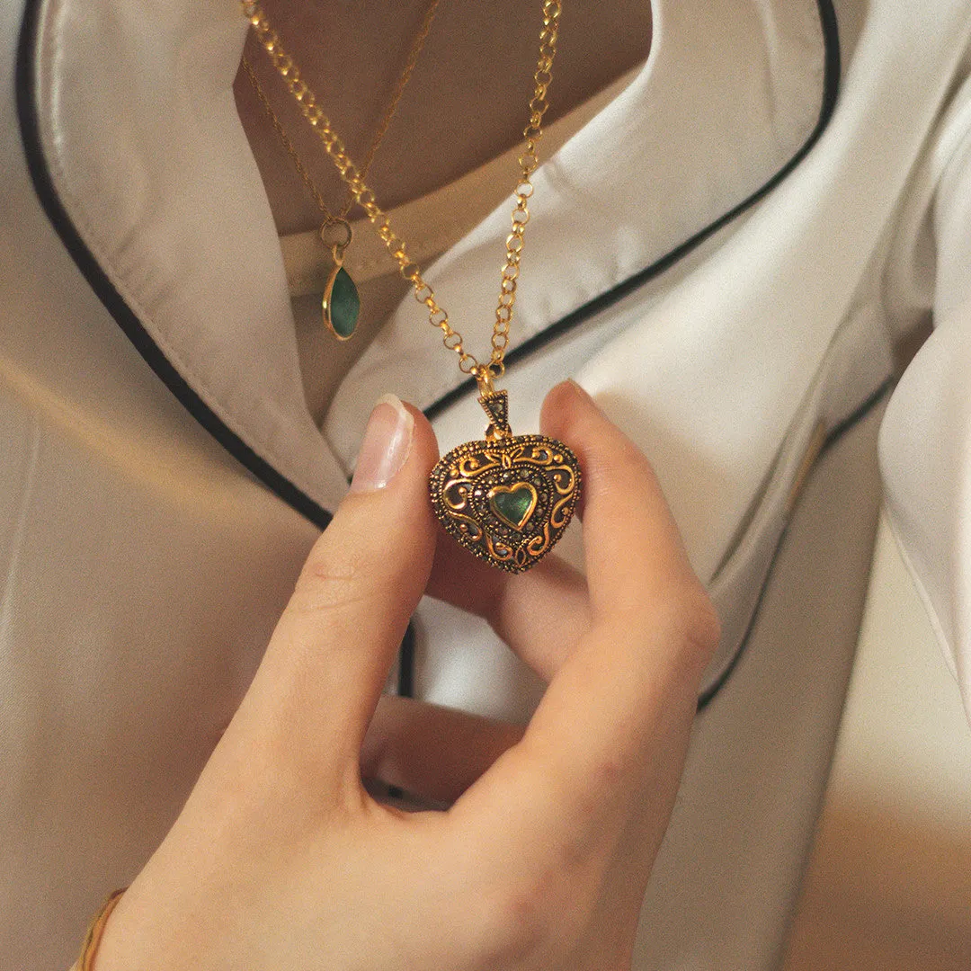 Emerald Vintage Heart Locket | Gold