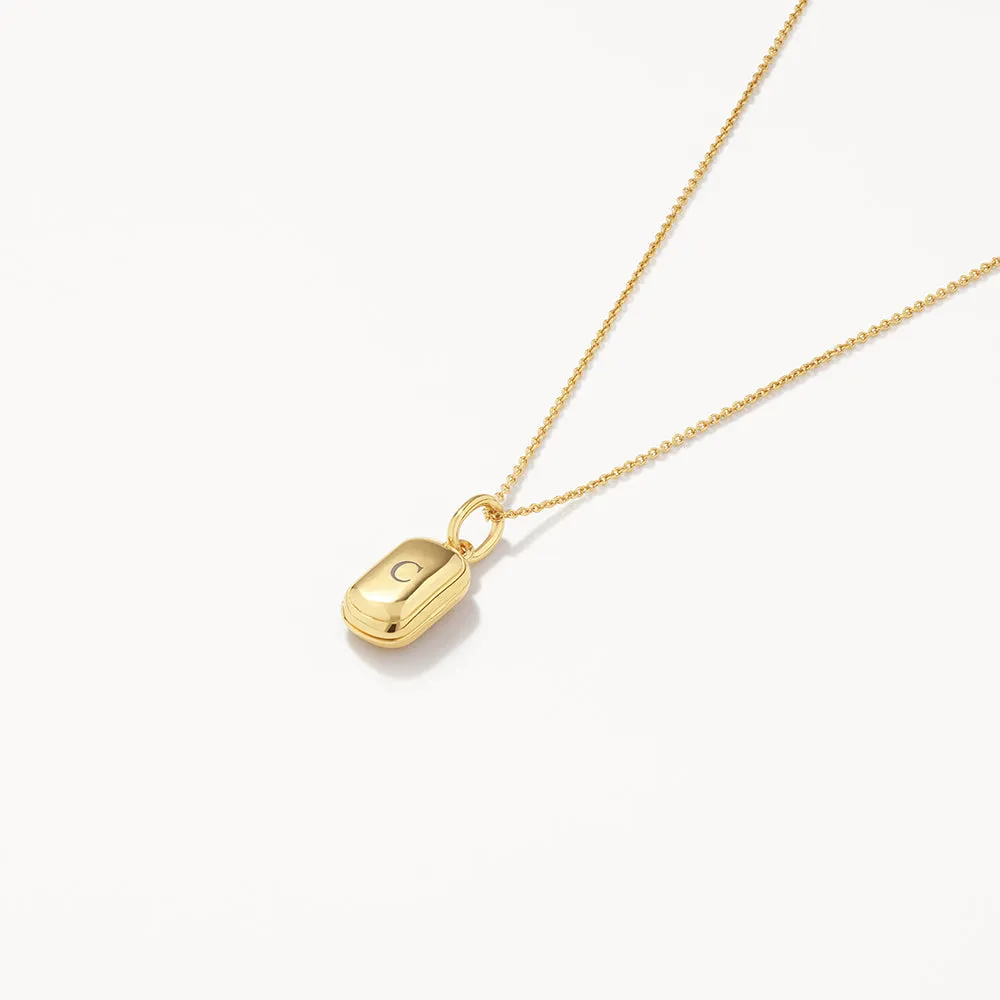 Engravable Rectangle Locket Necklace in Gold