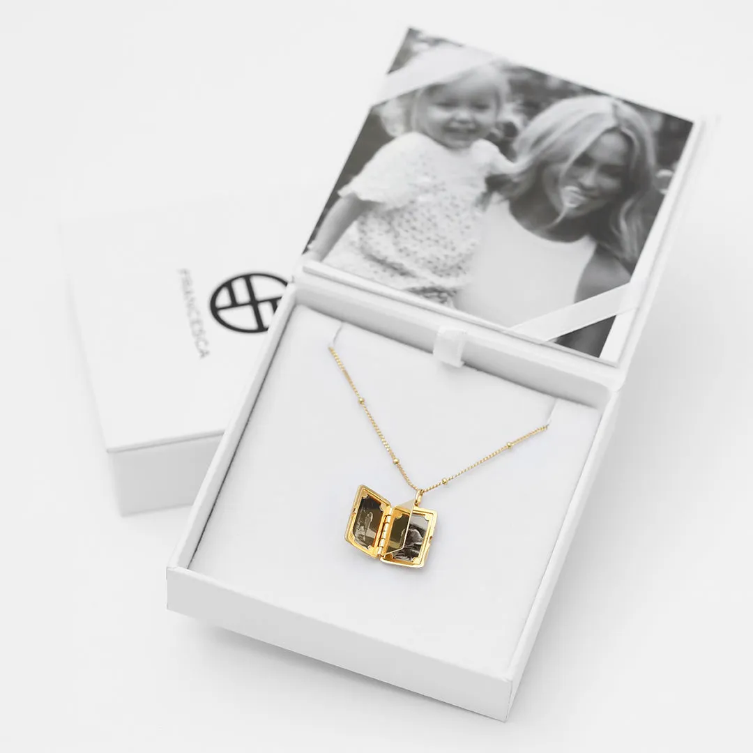 Etch Story Photo Locket