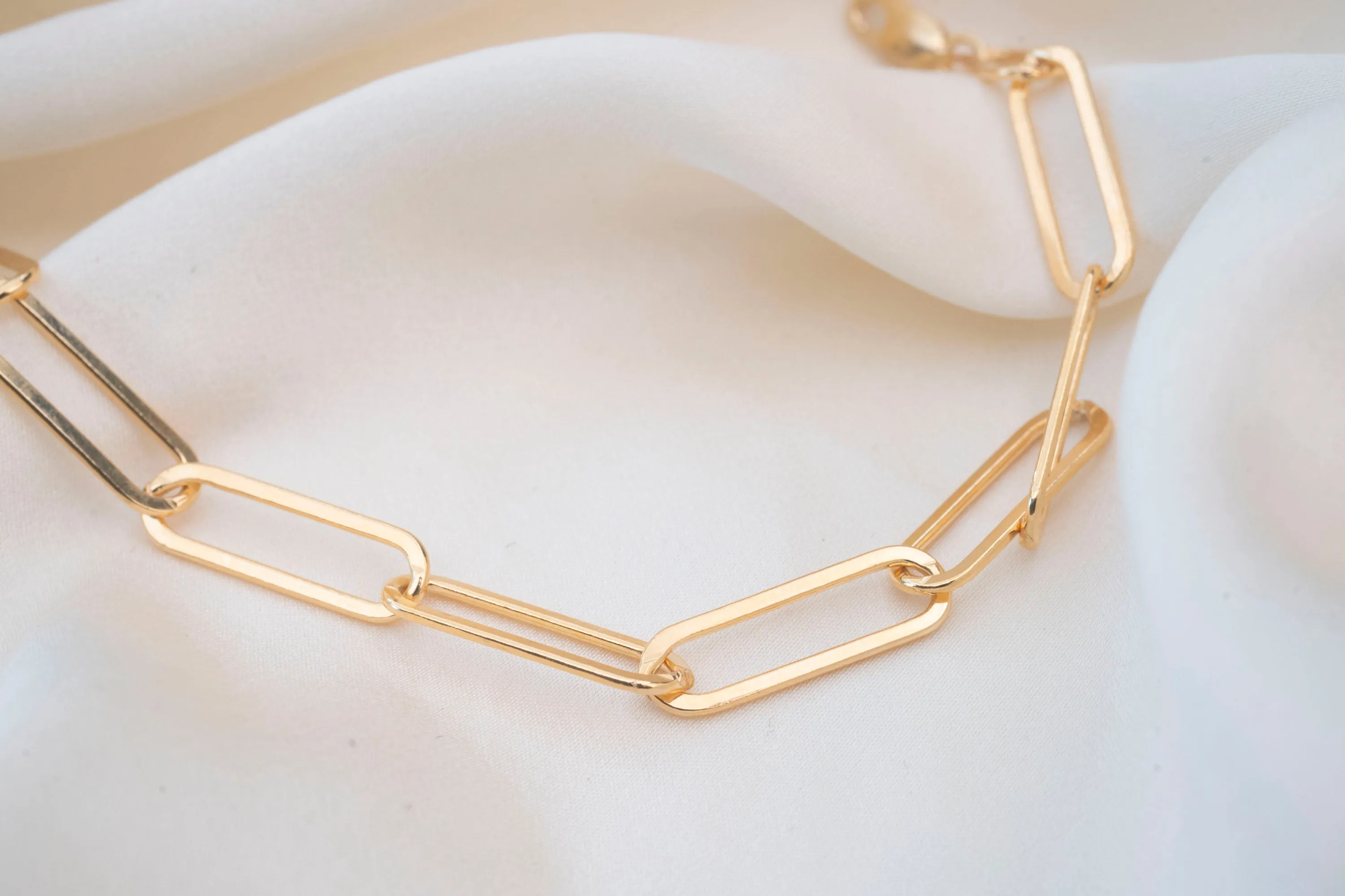 Gold Filled Flat Stella Necklace