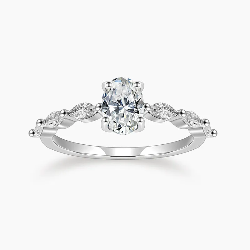 Oval Cut Engagement Cubic Zirconia Ring