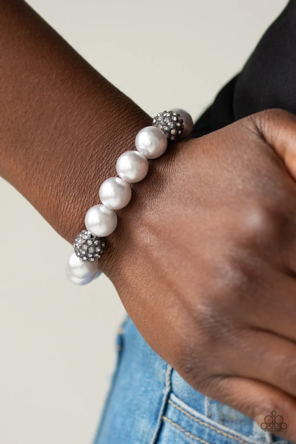 Paparazzi Cake Walk - Silver Pearl Bracelet