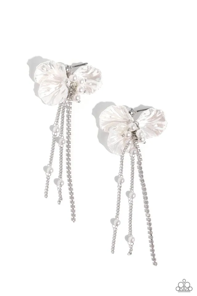 Paparazzi Earring ~ Graceful Gesture - White