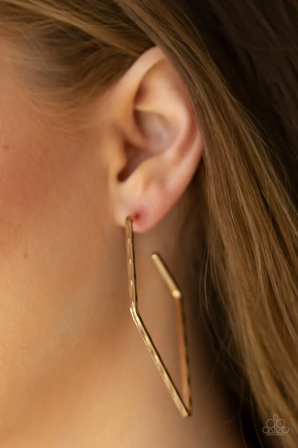 Paparazzi Geo Grunge - Gold Earrings