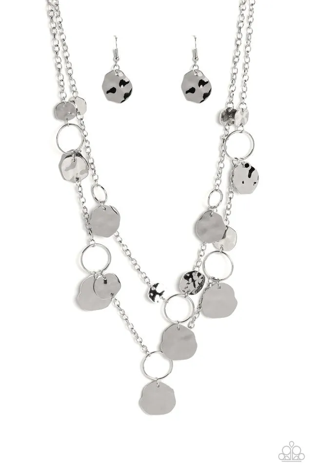 Paparazzi Necklace ~ Hammered Horizons - Silver