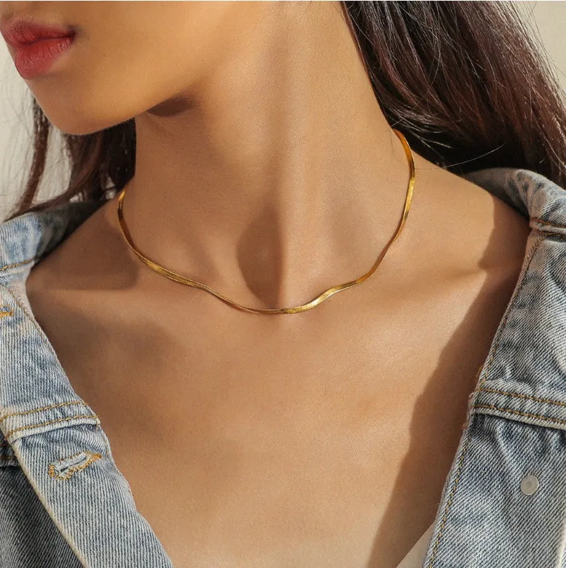 Sleek Necklace