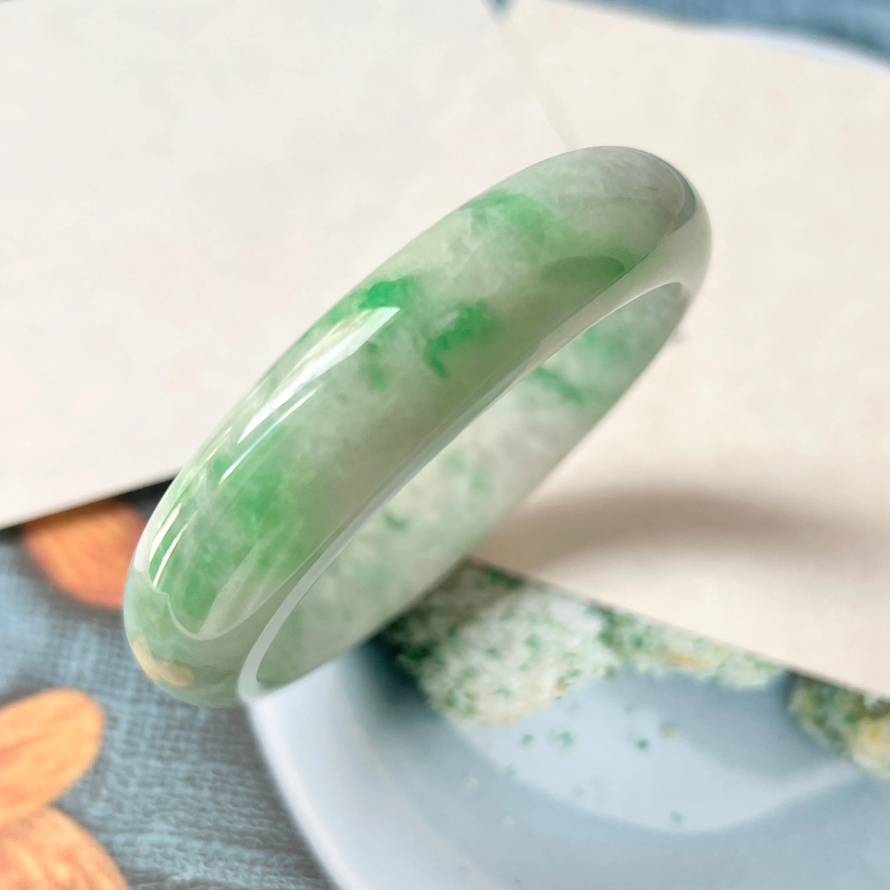 SOLD OUT: 52.4mm A-Grade Natural Moss On Snow Jadeite Modern Round Bangle No.151752