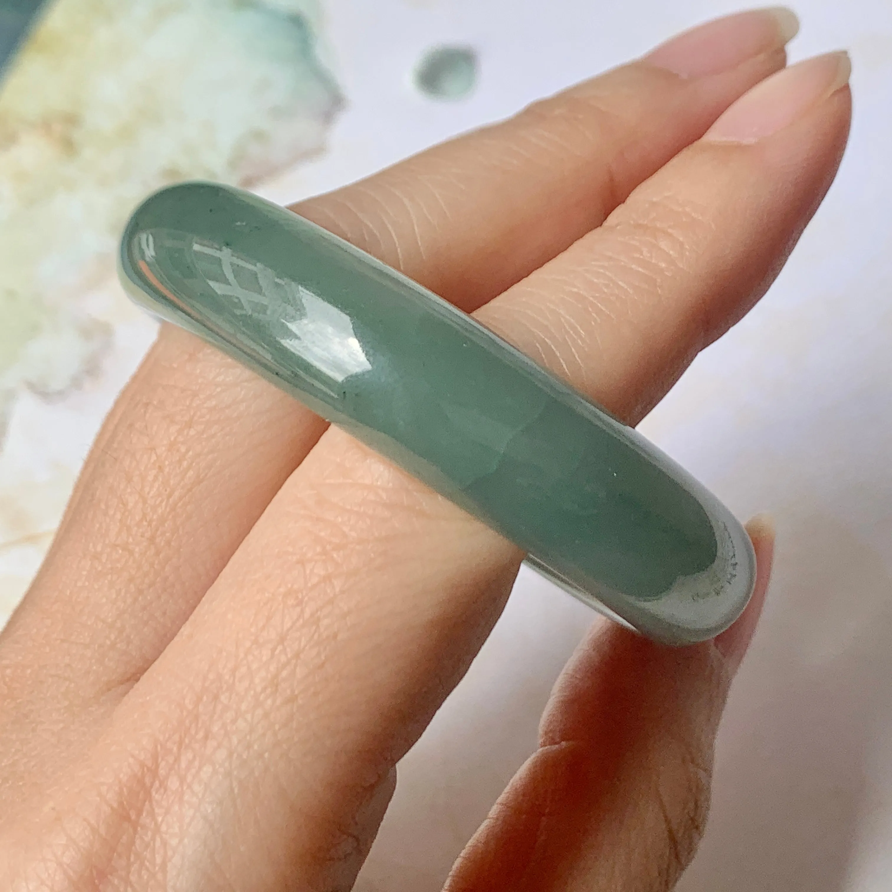 SOLD OUT: 52.9mm A-Grade Natural Bluish Green Jadeite Modern Oval Bangle No.151925