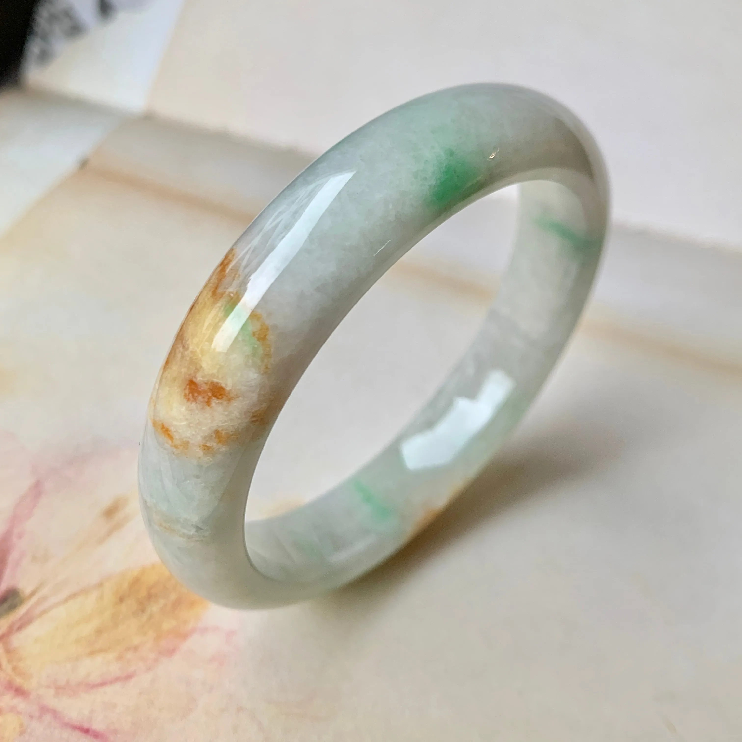 SOLD OUT: 54.5mm A-Grade Natural Tri-Colour Jadeite Modern Round Bangle No.151920